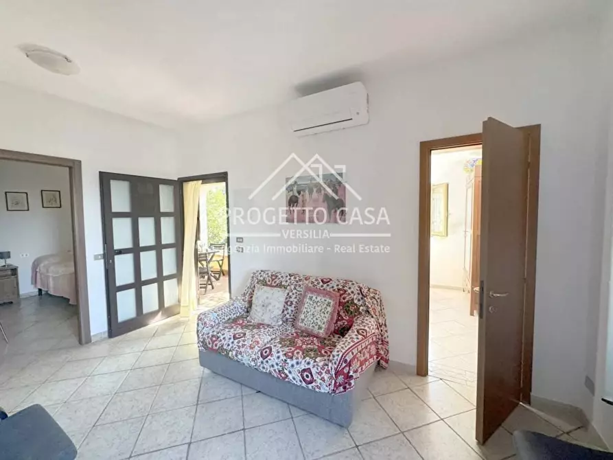 Immagine 8 di Casa indipendente in vendita  in VIA DELLA FERROVIA a Viareggio