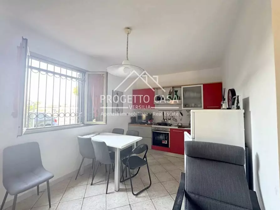 Immagine 12 di Casa indipendente in vendita  in VIA DELLA FERROVIA a Viareggio