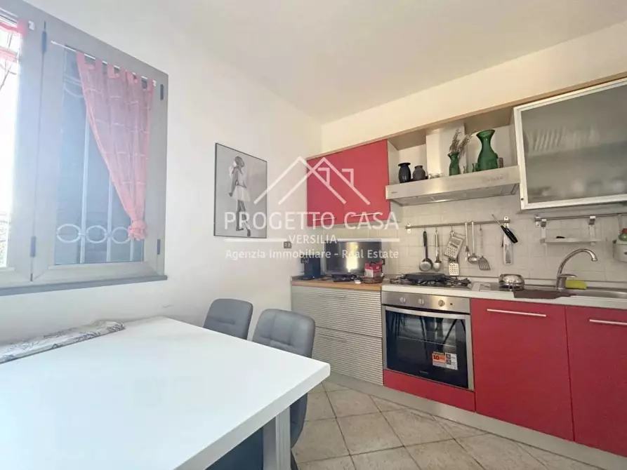 Immagine 17 di Casa indipendente in vendita  in VIA DELLA FERROVIA a Viareggio