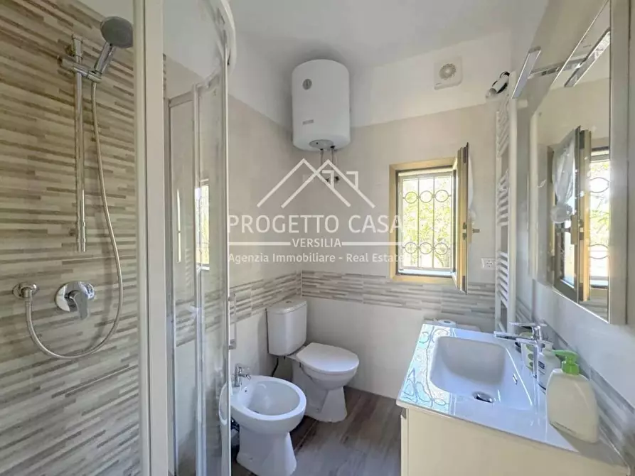 Immagine 26 di Casa indipendente in vendita  in VIA DELLA FERROVIA a Viareggio