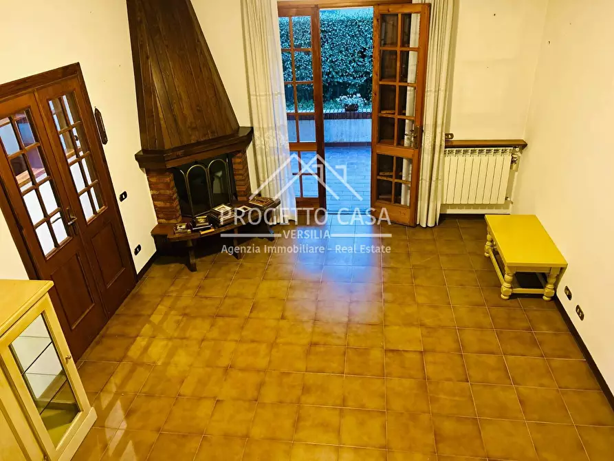 Immagine 5 di Casa indipendente in vendita  in VIA MATTEOTTI a Massarosa