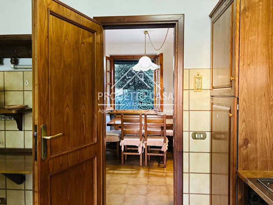 Immagine 6 di Casa indipendente in vendita  in VIA MATTEOTTI a Massarosa