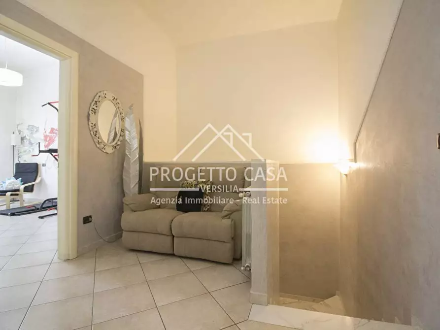 Immagine 13 di Appartamento in vendita  in VIA LEPANTO a Viareggio