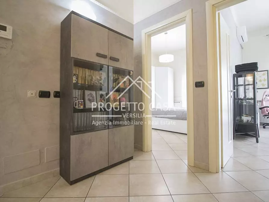 Immagine 15 di Appartamento in vendita  in VIA LEPANTO a Viareggio