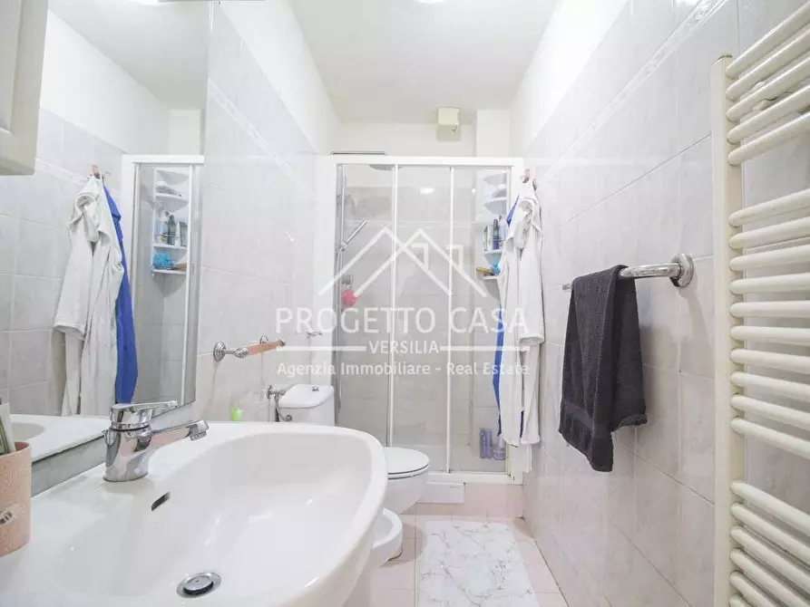 Immagine 24 di Appartamento in vendita  in VIA LEPANTO a Viareggio