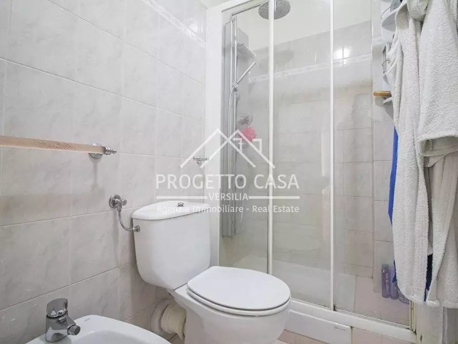 Immagine 27 di Appartamento in vendita  in VIA LEPANTO a Viareggio