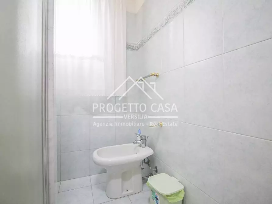 Immagine 44 di Appartamento in vendita  in VIA LEPANTO a Viareggio