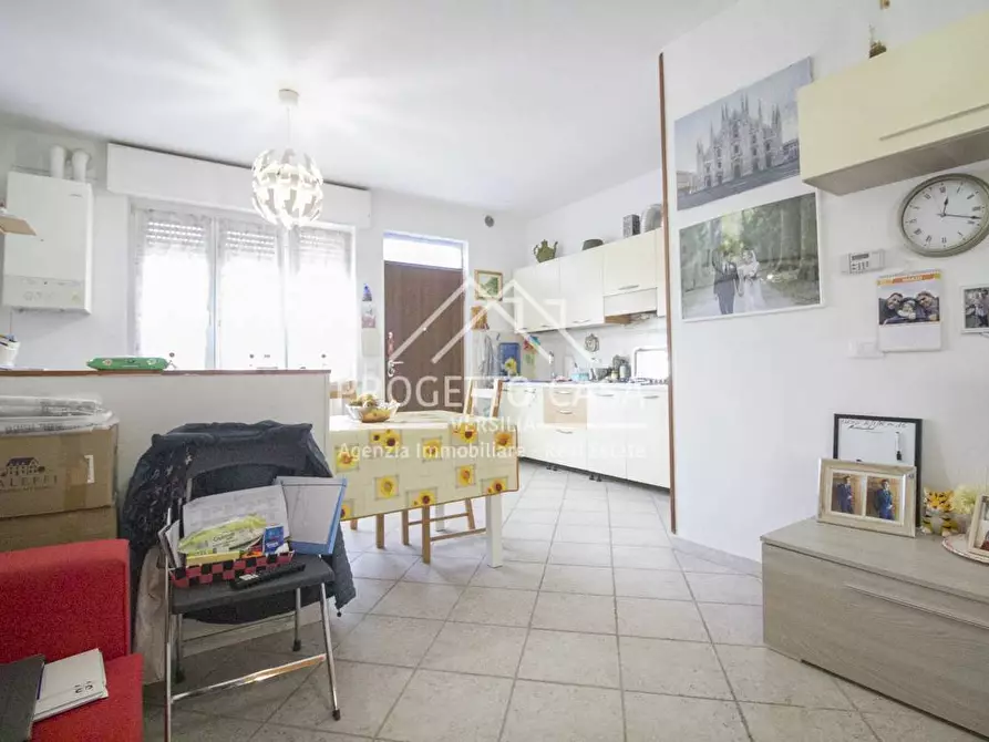 Immagine 4 di Appartamento in vendita  in via borgognini a Viareggio