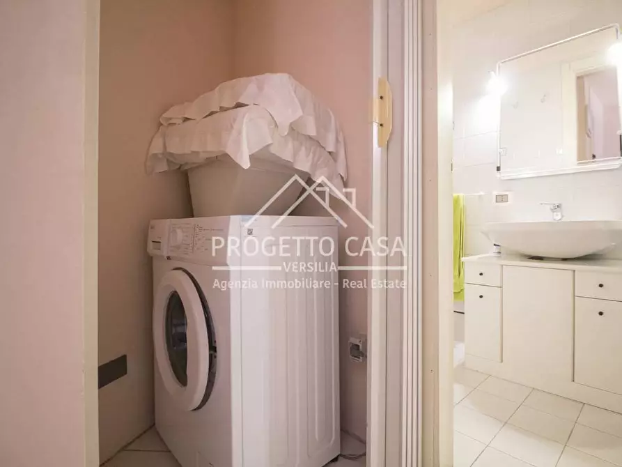 Immagine 18 di Appartamento in vendita  in MICHELE ROSI a Camaiore