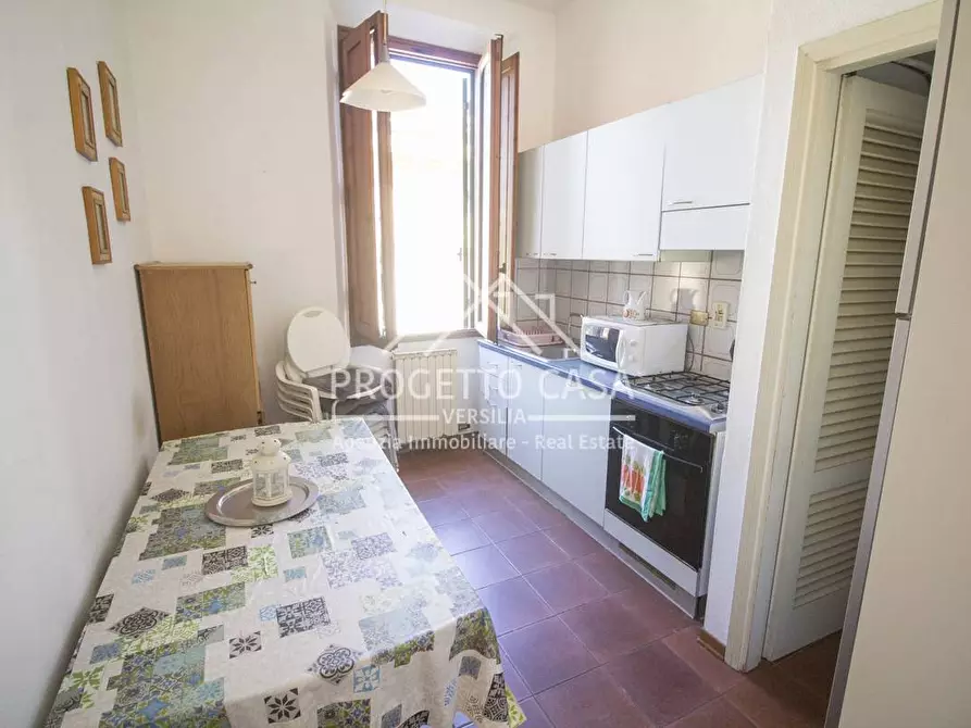 Immagine 7 di Appartamento in vendita  in VIA ETRURIA a Viareggio