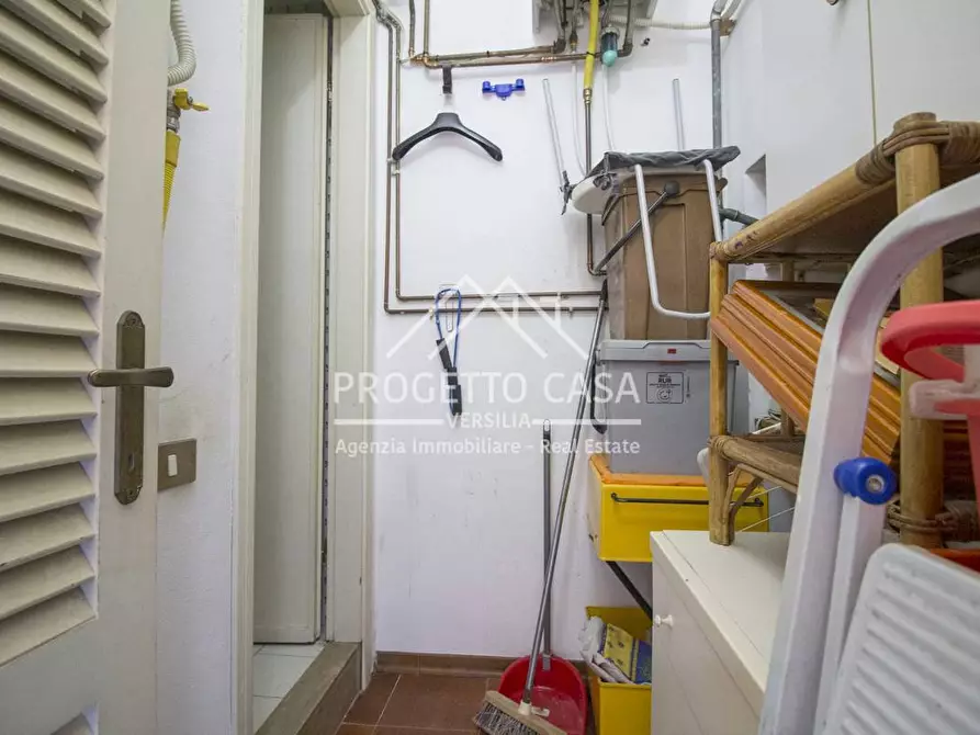 Immagine 12 di Appartamento in vendita  in VIA ETRURIA a Viareggio