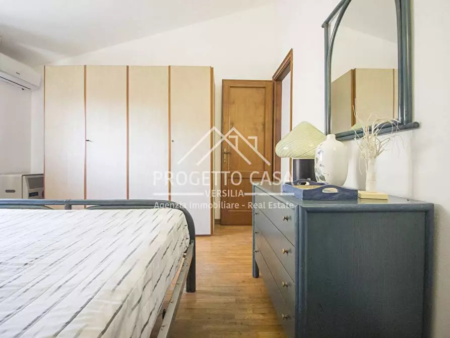 Immagine 22 di Appartamento in vendita  in VIA ETRURIA a Viareggio
