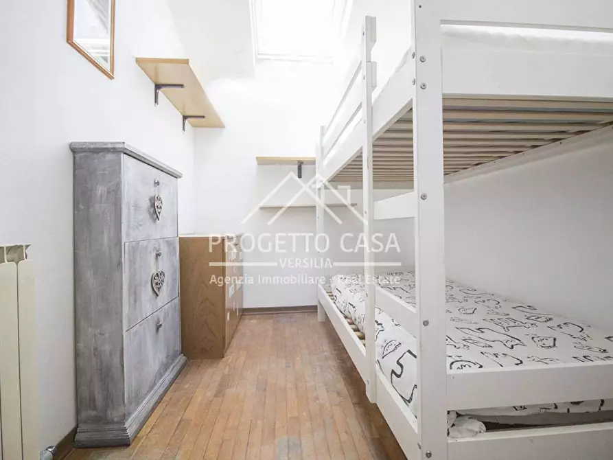 Immagine 33 di Appartamento in vendita  in VIA ETRURIA a Viareggio