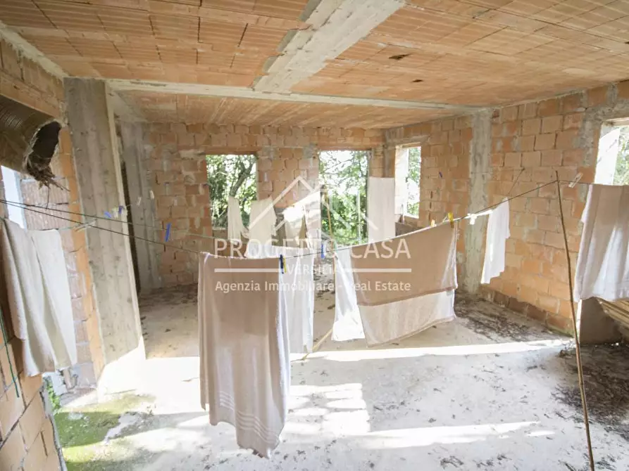 Immagine 11 di Casa indipendente in vendita  in VIA DI CAPEZZANO a Pietrasanta