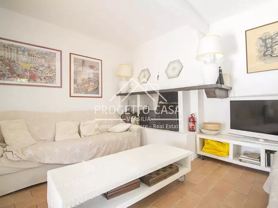 Immagine 5 di Casa indipendente in vendita  in VIA della fonda a Pietrasanta