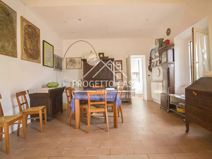 Immagine 8 di Casa indipendente in vendita  in VIA della fonda a Pietrasanta