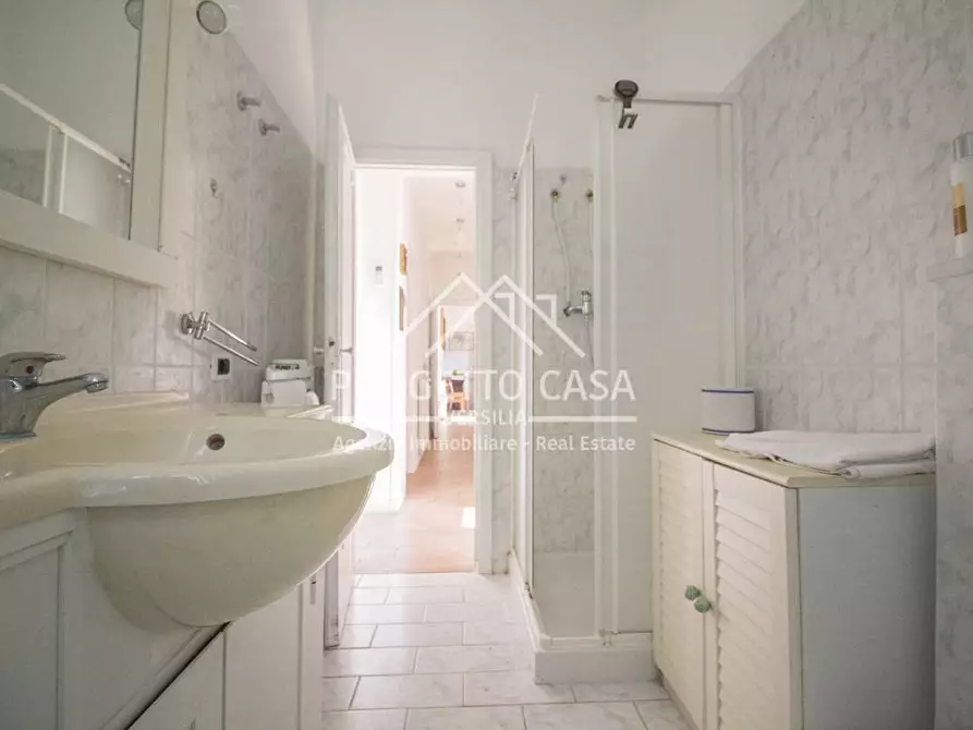 Immagine 28 di Casa indipendente in vendita  in VIA della fonda a Pietrasanta