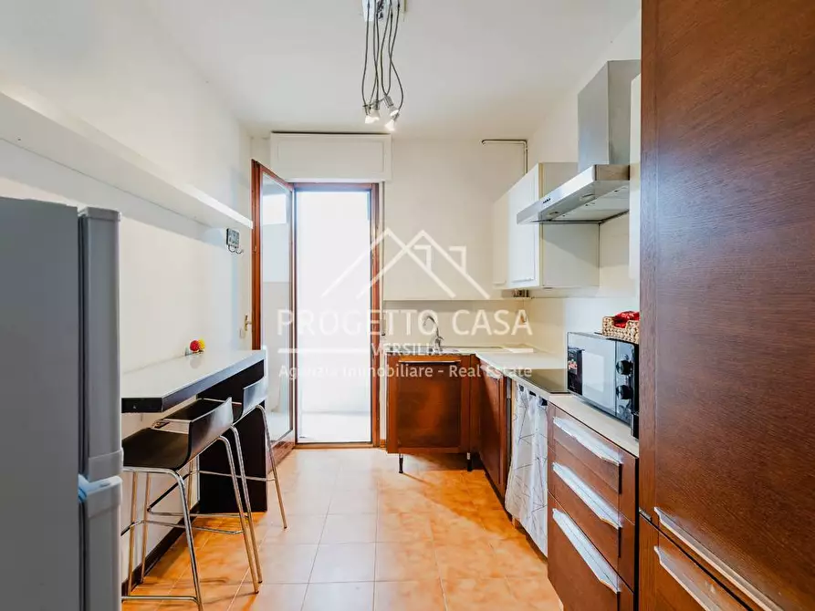 Immagine 4 di Appartamento in affitto  in VIA DON TAZIOLI a Viareggio