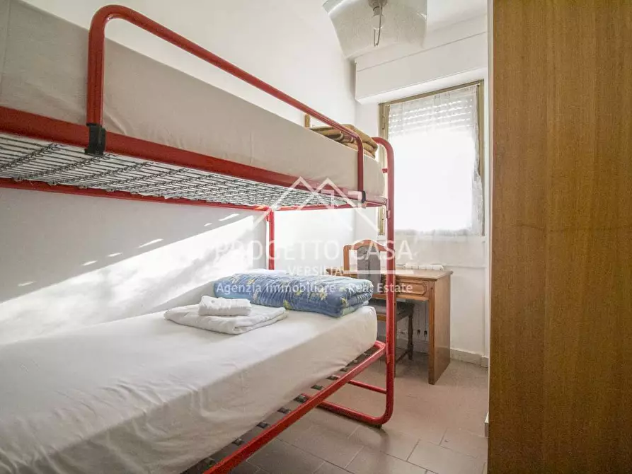 Immagine 23 di Appartamento in vendita  in VIA s. francesco a Camaiore