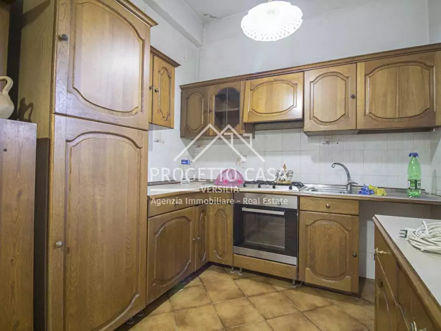 Immagine 4 di Casa indipendente in vendita  in VIA CASA CHECCHI a Pietrasanta