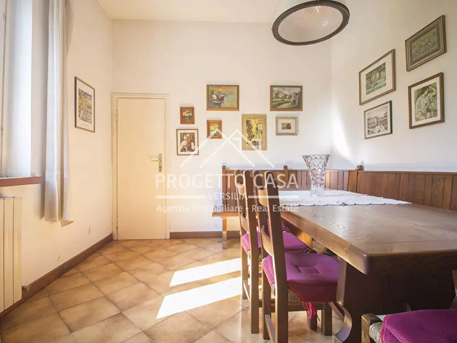 Immagine 8 di Casa indipendente in vendita  in VIA CASA CHECCHI a Pietrasanta