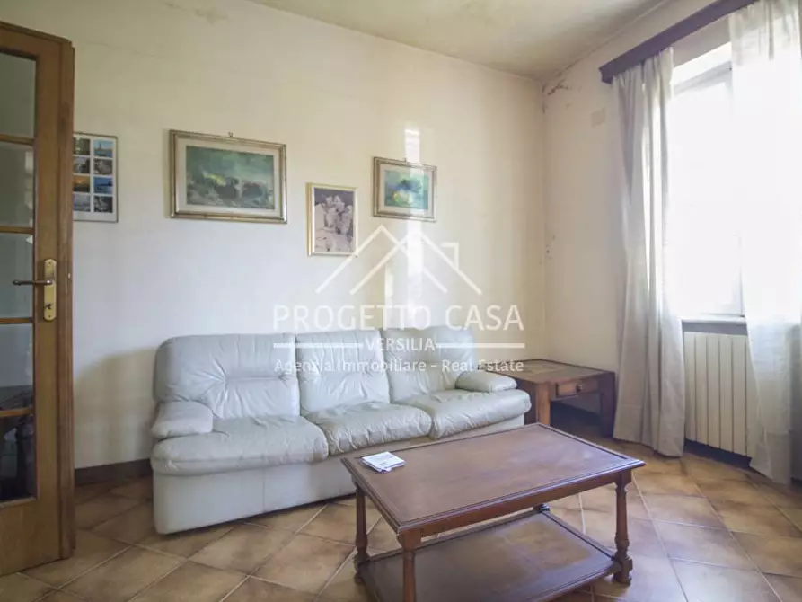 Immagine 16 di Casa indipendente in vendita  in VIA CASA CHECCHI a Pietrasanta