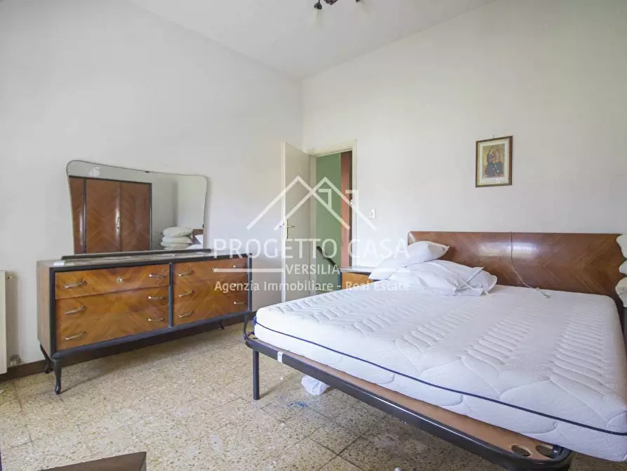 Immagine 26 di Casa indipendente in vendita  in VIA CASA CHECCHI a Pietrasanta