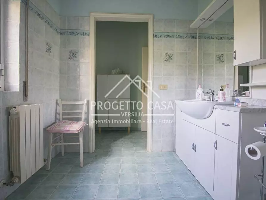 Immagine 33 di Casa indipendente in vendita  in VIA CASA CHECCHI a Pietrasanta