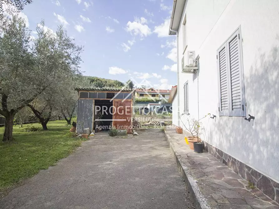 Immagine 38 di Casa indipendente in vendita  in VIA CASA CHECCHI a Pietrasanta