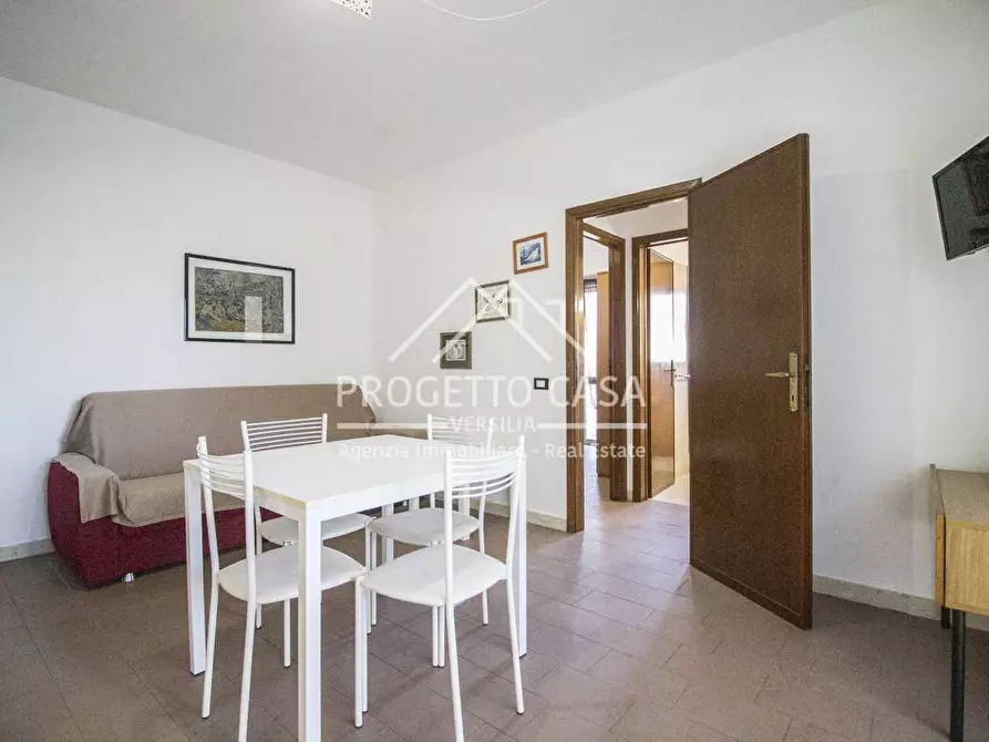 Immagine 6 di Appartamento in vendita  in VIA margherita hack lido di camaiore a Camaiore