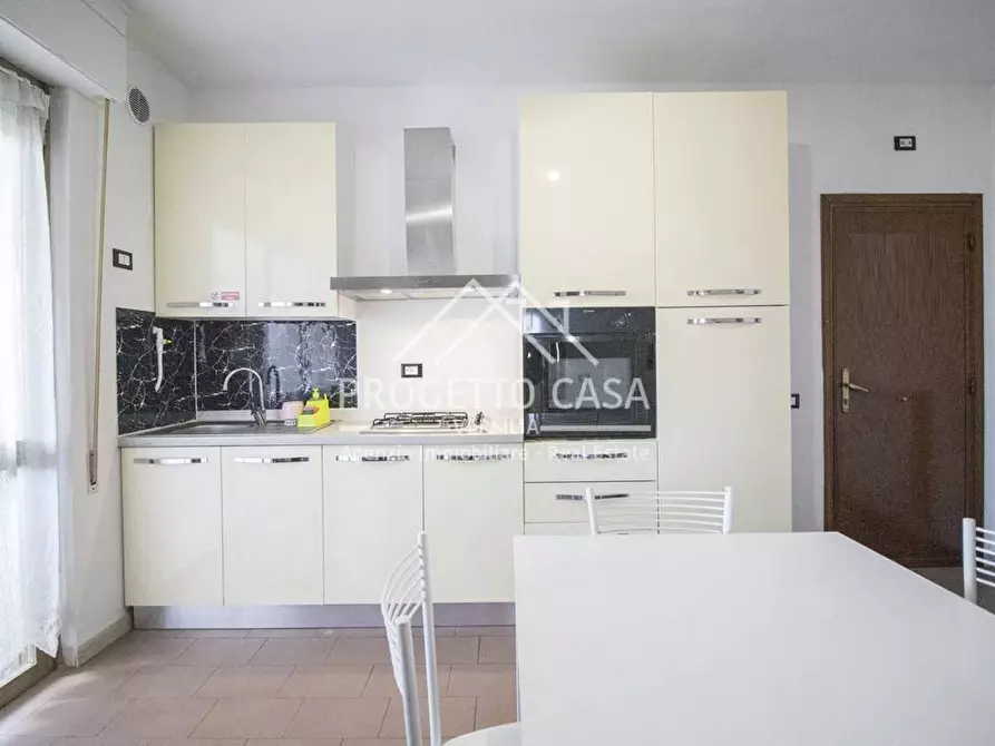 Immagine 8 di Appartamento in vendita  in VIA margherita hack lido di camaiore a Camaiore