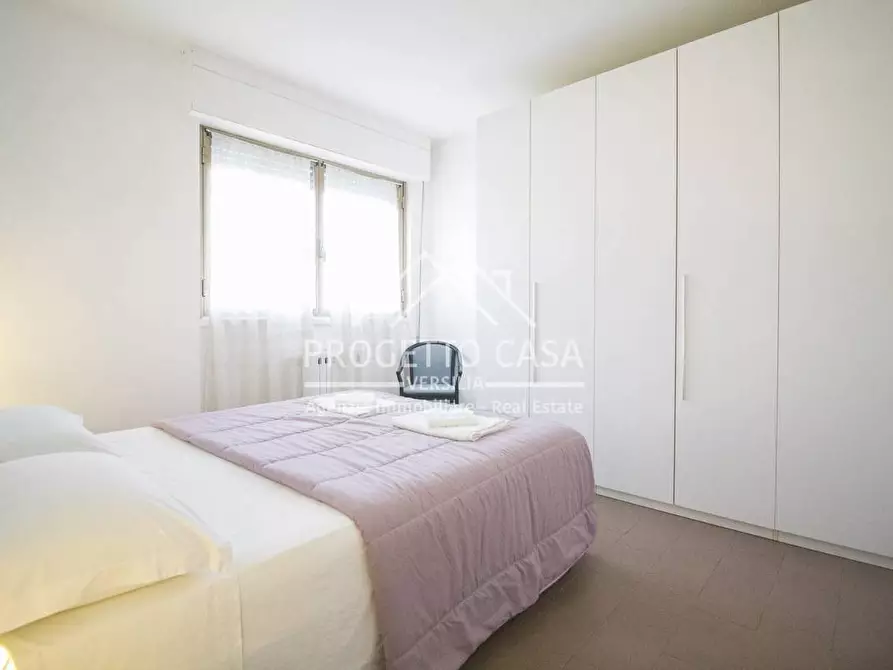 Immagine 9 di Appartamento in vendita  in VIA margherita hack lido di camaiore a Camaiore