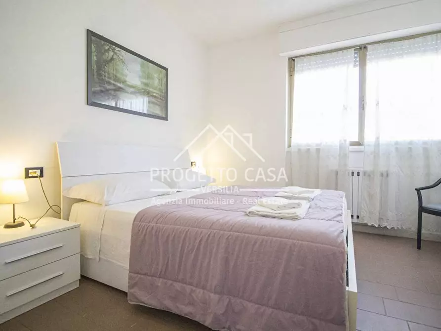 Immagine 10 di Appartamento in vendita  in VIA margherita hack lido di camaiore a Camaiore