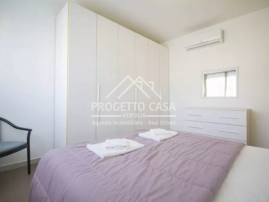 Immagine 12 di Appartamento in vendita  in VIA margherita hack lido di camaiore a Camaiore