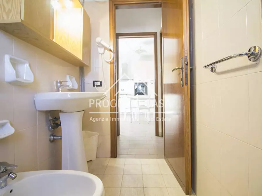 Immagine 20 di Appartamento in vendita  in VIA margherita hack lido di camaiore a Camaiore