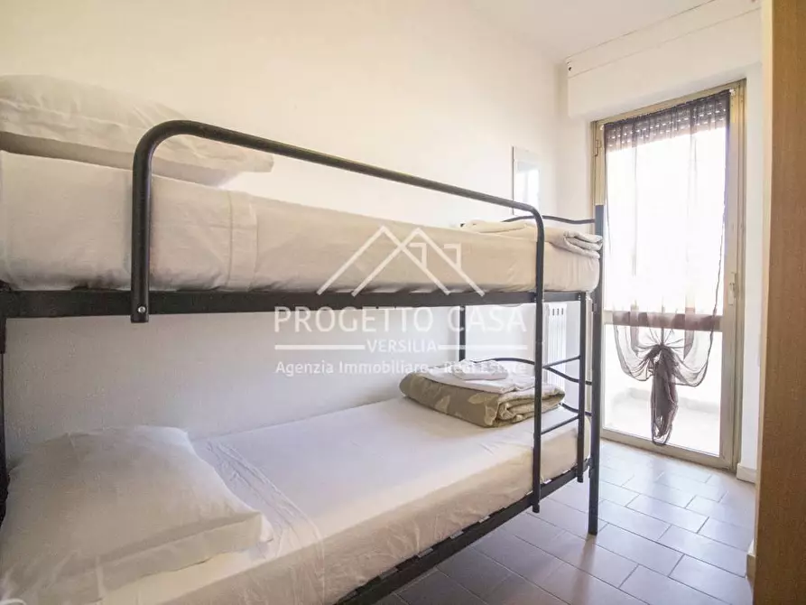 Immagine 25 di Appartamento in vendita  in VIA margherita hack lido di camaiore a Camaiore