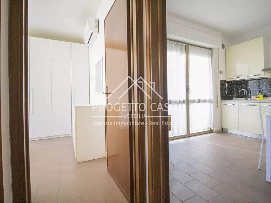 Immagine 26 di Appartamento in vendita  in VIA margherita hack lido di camaiore a Camaiore