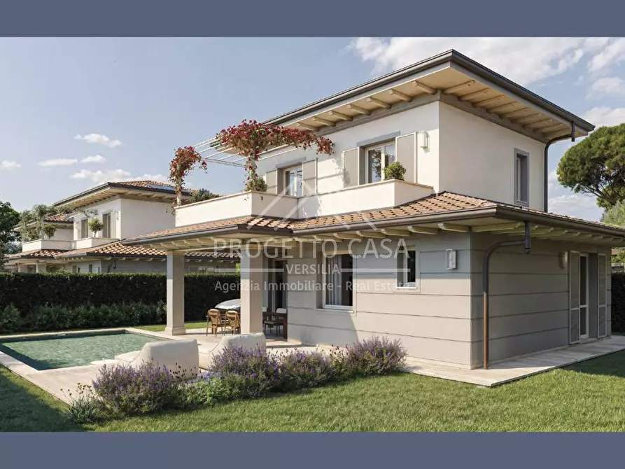 Immagine 12 di Casa indipendente in vendita  in VIA MASSAUA a Pietrasanta