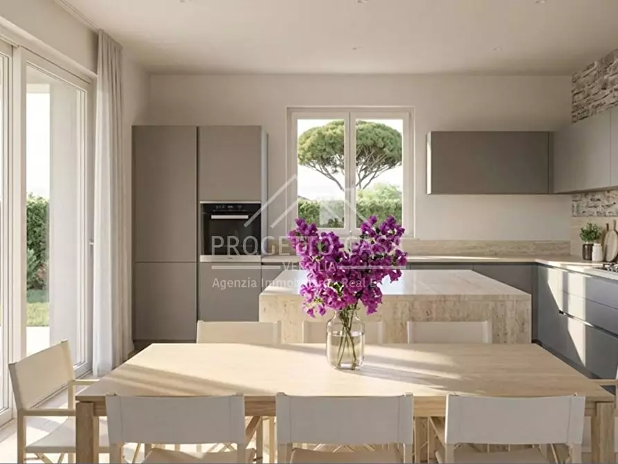 Immagine 25 di Casa indipendente in vendita  in VIA MASSAUA a Pietrasanta