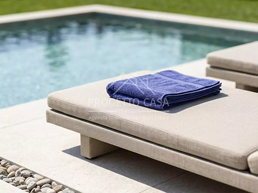 Immagine 27 di Casa indipendente in vendita  in VIA MASSAUA a Pietrasanta