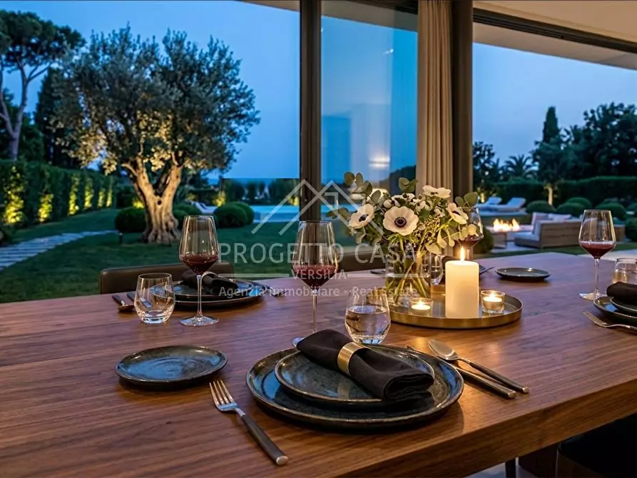 Immagine 5 di Casa indipendente in vendita  in VIA catalani forte dei marmi a Pietrasanta