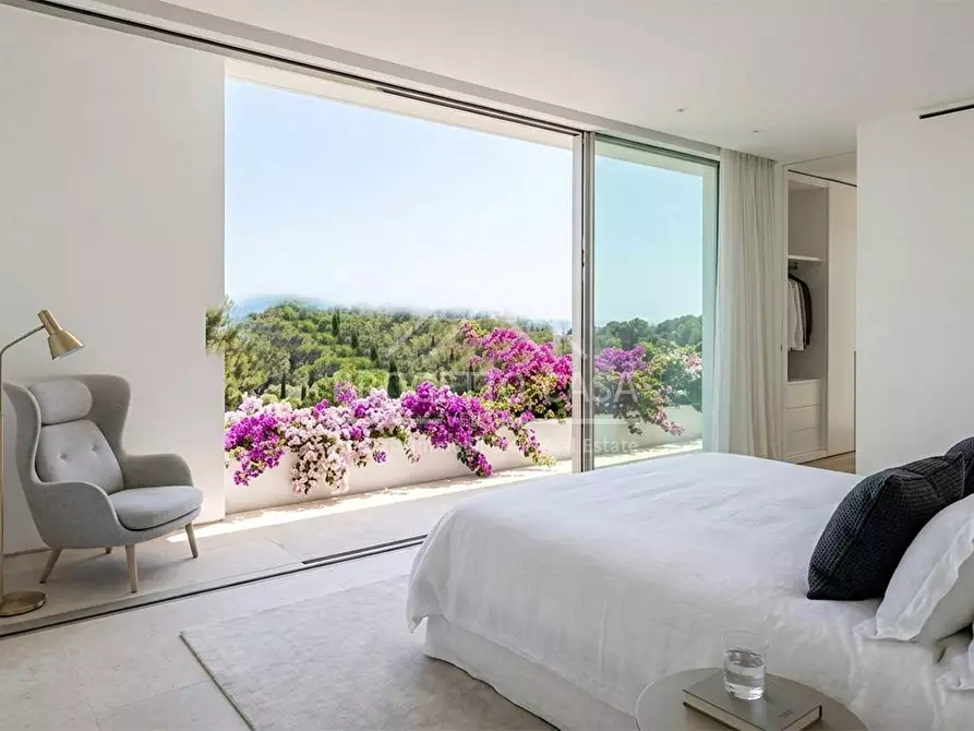Immagine 21 di Casa indipendente in vendita  in VIA catalani forte dei marmi a Pietrasanta