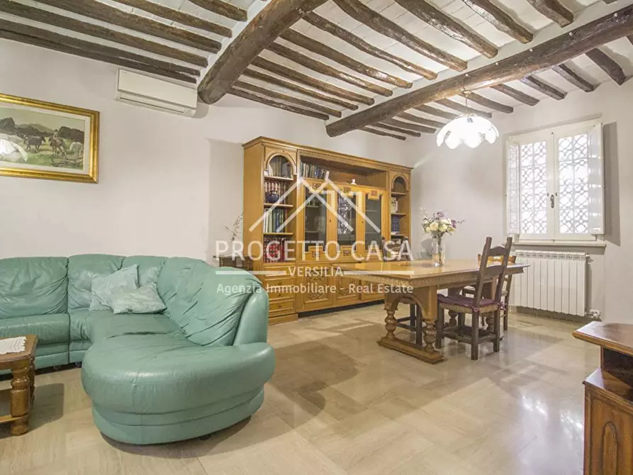 Immagine 3 di Casa indipendente in vendita  in VIA VIRGINIO BIANCHI a Pietrasanta