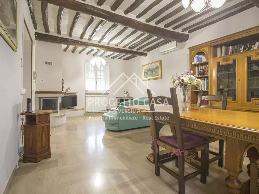Immagine 10 di Casa indipendente in vendita  in VIA VIRGINIO BIANCHI a Pietrasanta