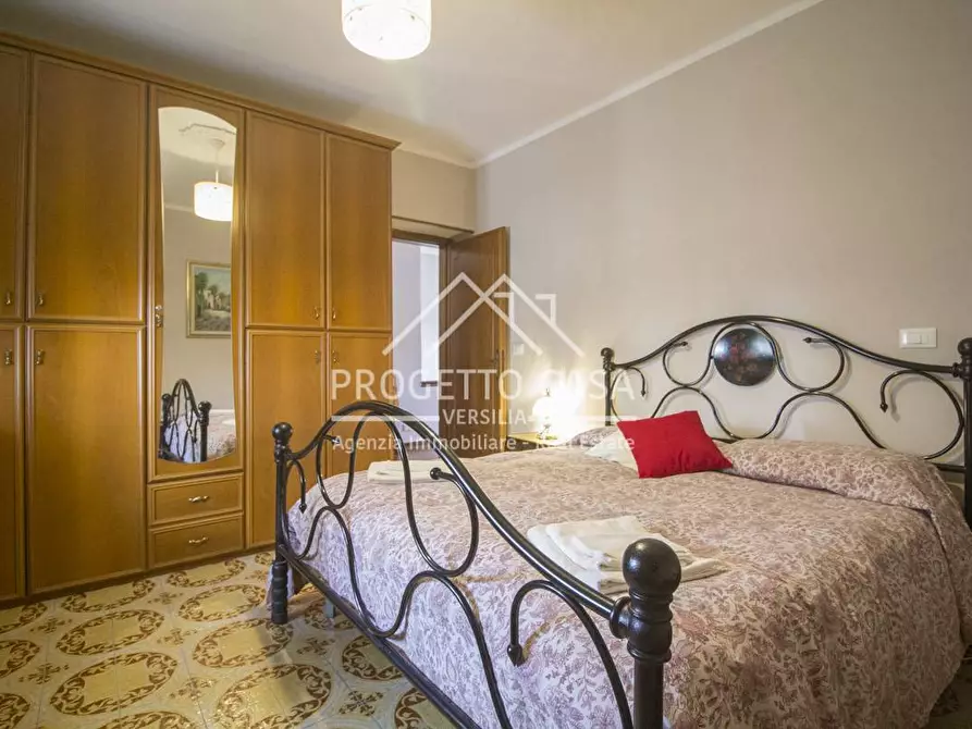 Immagine 31 di Casa indipendente in vendita  in VIA VIRGINIO BIANCHI a Pietrasanta