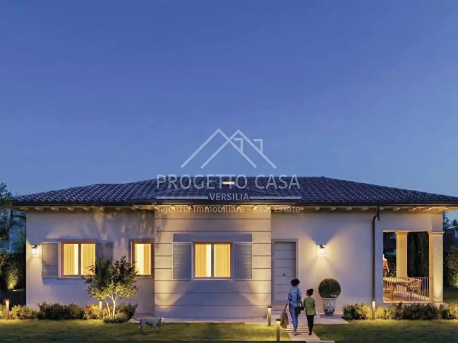 Immagine 4 di Casa indipendente in vendita  in VIA MARCHE a Pietrasanta