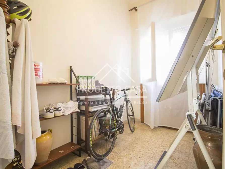 Immagine 23 di Appartamento in vendita  in via lepanto a Viareggio