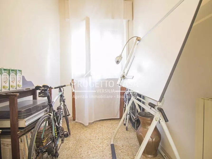 Immagine 24 di Appartamento in vendita  in via lepanto a Viareggio