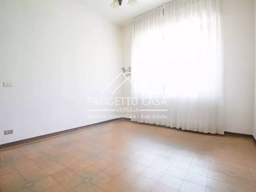 Immagine 27 di Appartamento in vendita  in VIA CORRIDONI a Viareggio