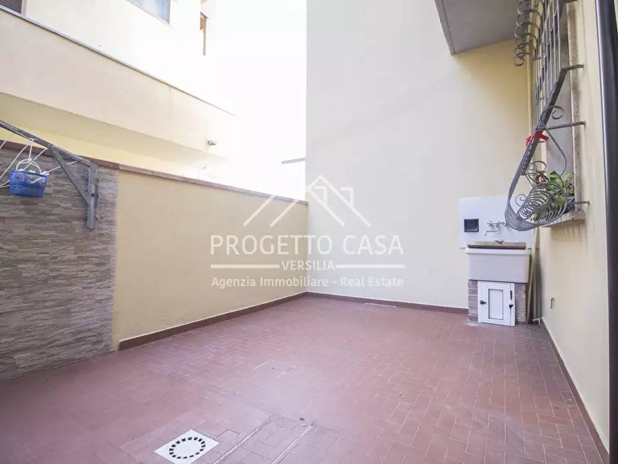 Immagine 29 di Appartamento in vendita  in VIA CORRIDONI a Viareggio